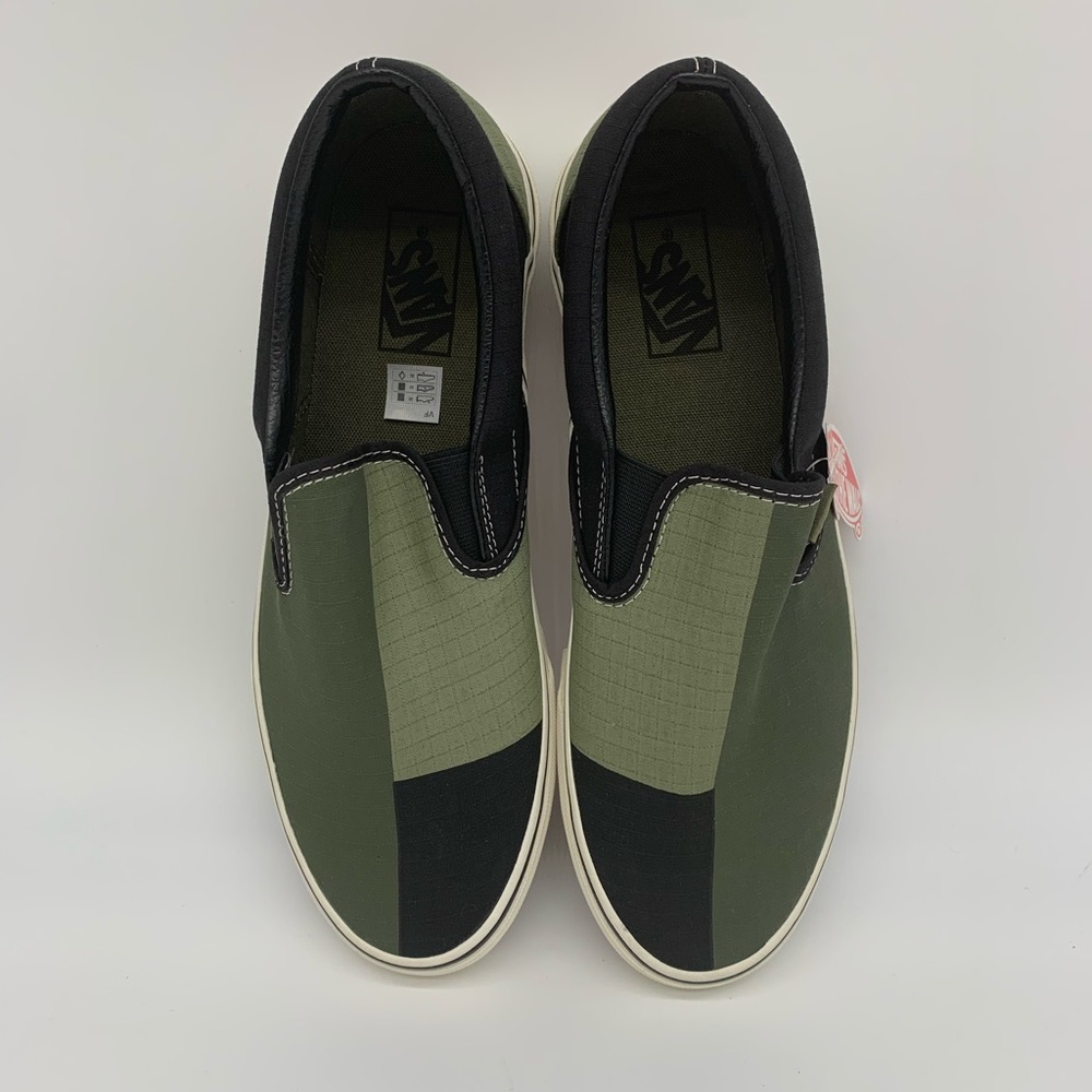 Classic Slip-On - Picture 2 of 10